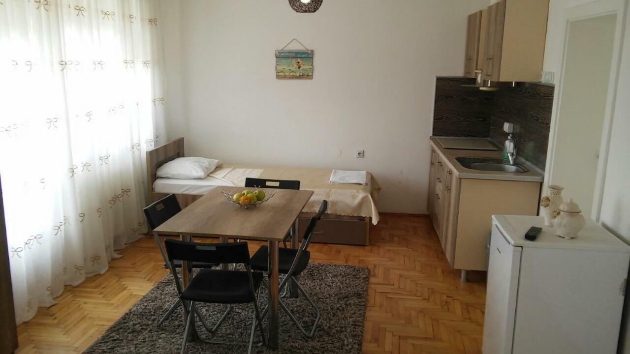 Apartments Struga Luaran gambar