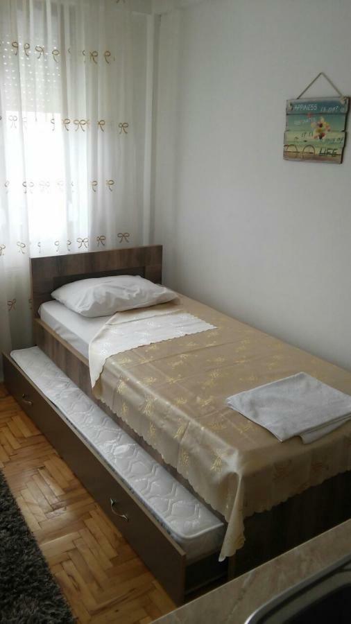 Apartments Struga Luaran gambar